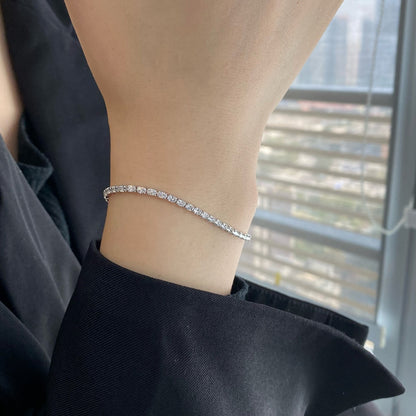 [Zusammen]Elegantes Smaragdschliff-Tagesarmband