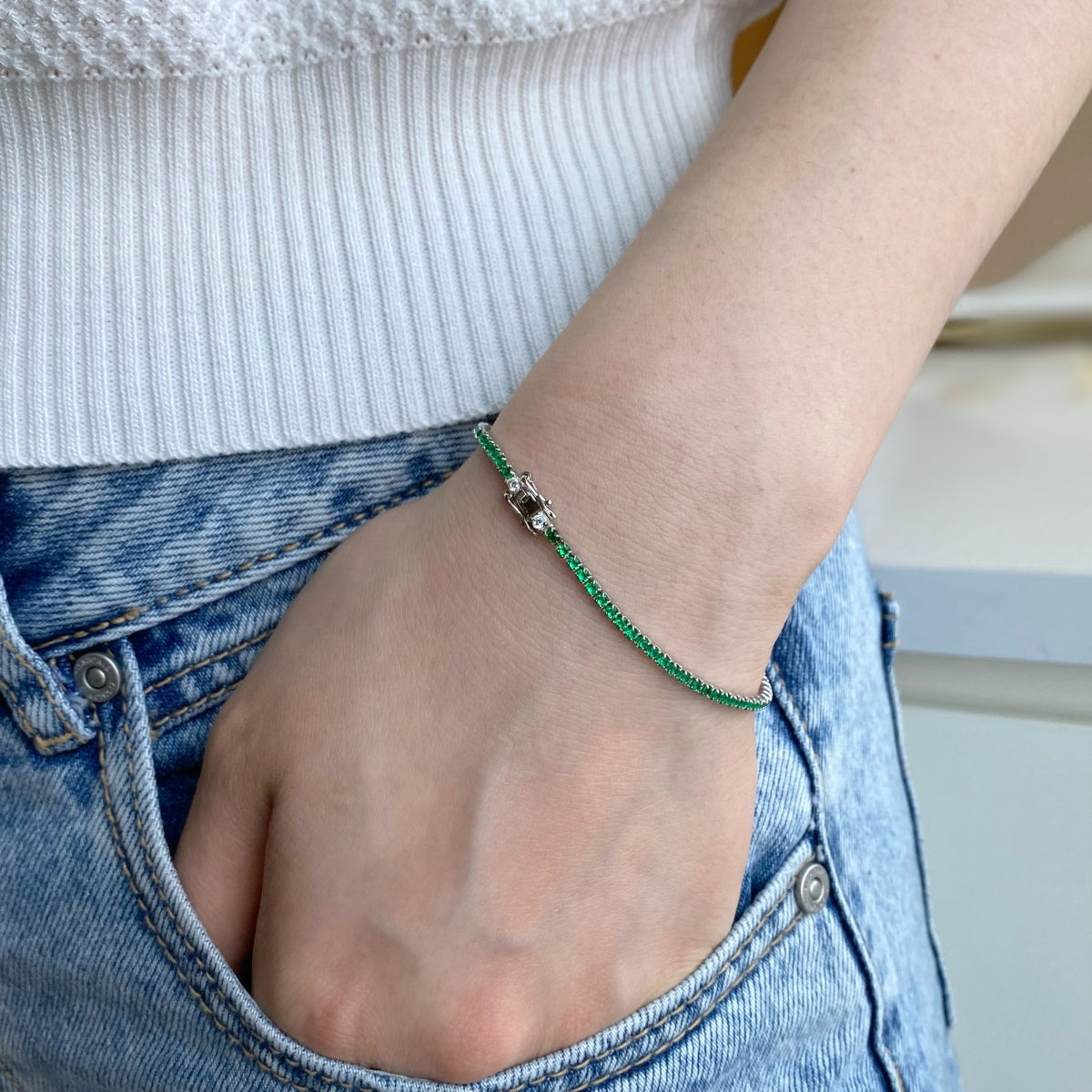 [Zusammen]Schillerndes buntes Armband im Rundschliff für jeden Tag