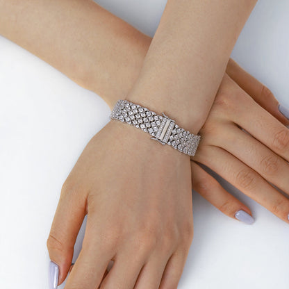 [Zusammen] Verziertes, elegantes Party-Armband mit rundem Schliff