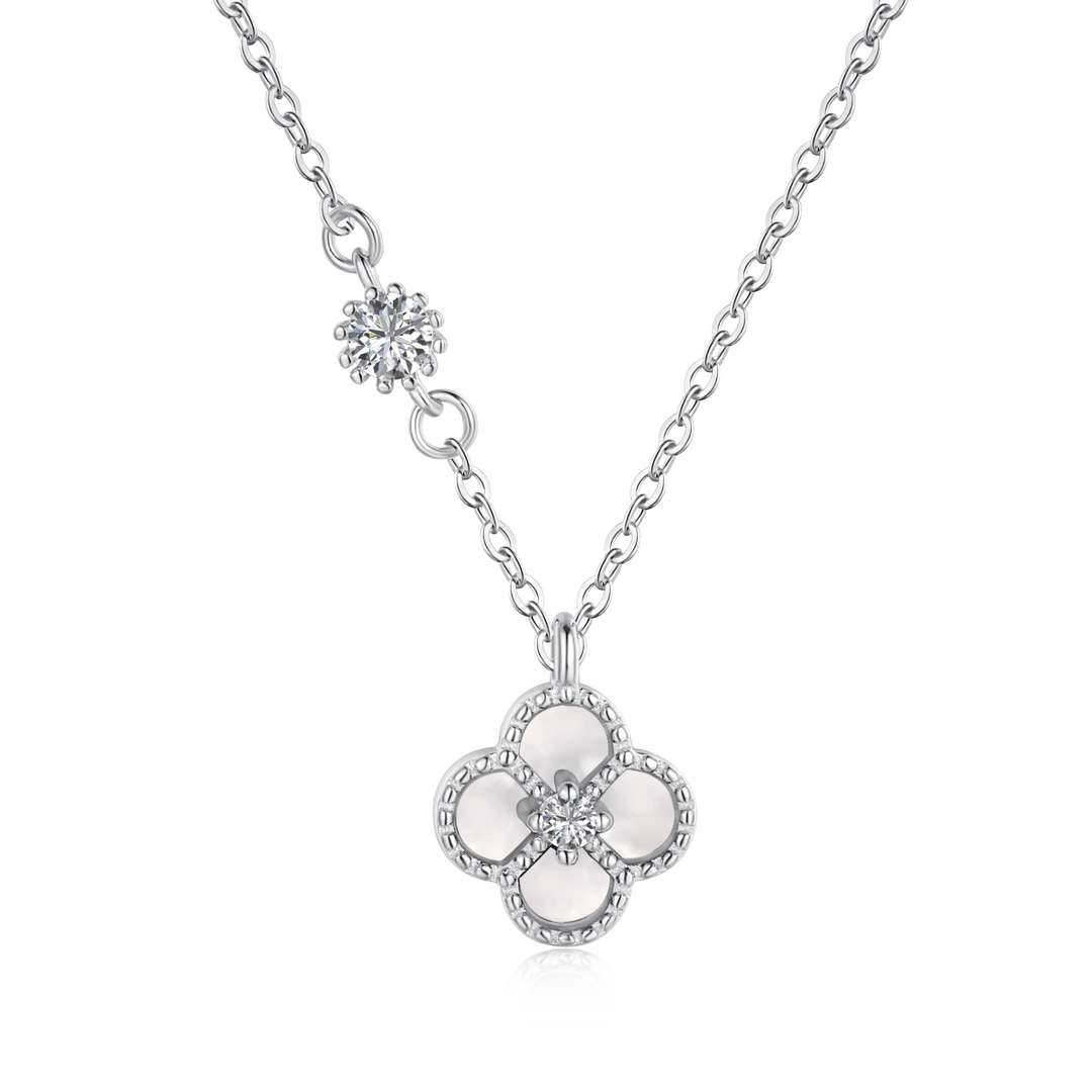 [Zusammen]Zarte Halskette in Blumenform
