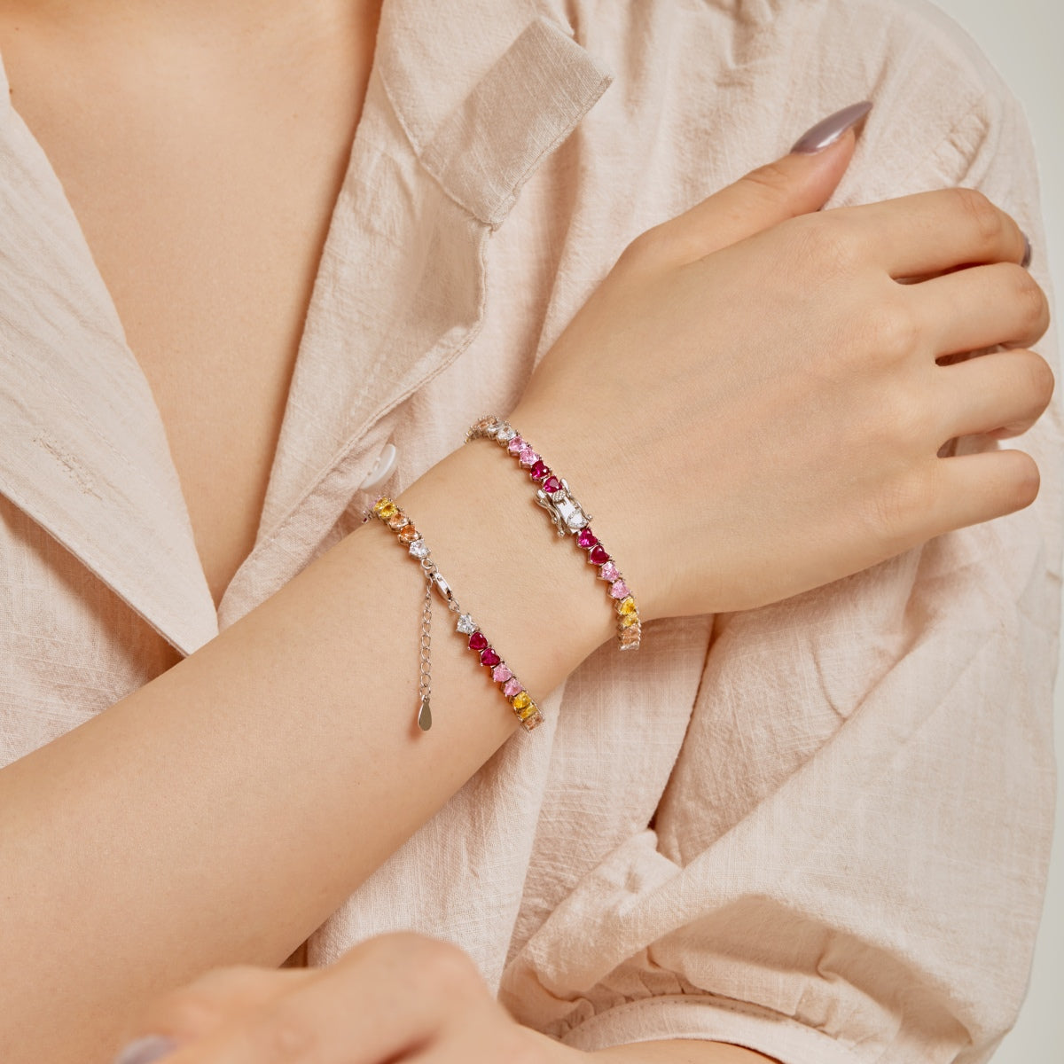 [Zusammen]Luxuriöses buntes romantisches Armband in Herzform für Liebhaber