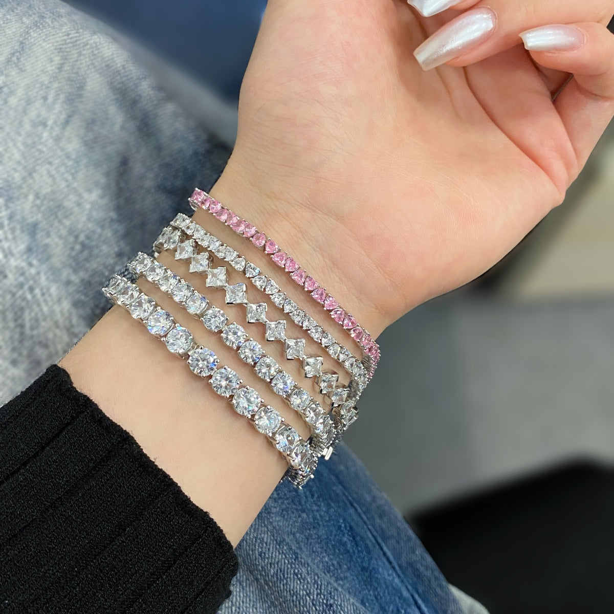 [Zusammen]0,5 Karat verziertes Princess-Schliff-Tagesarmband