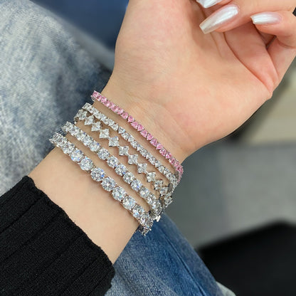 [Zusammen]0,5 Karat verziertes Princess-Schliff-Tagesarmband