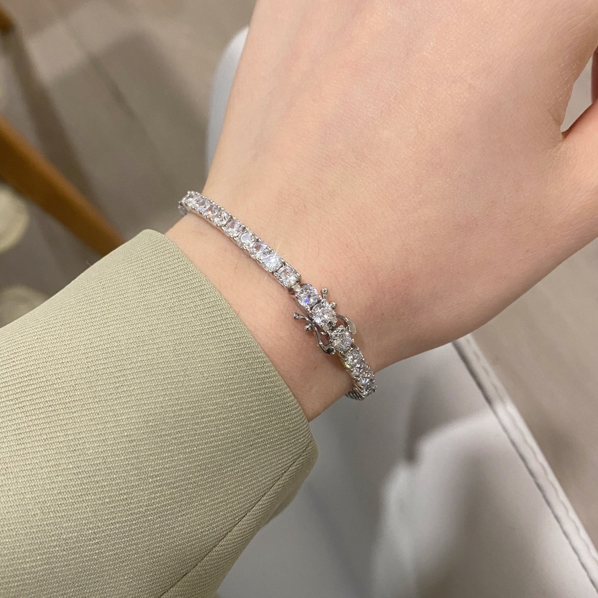 [Zusammen]Luxuriöses verziertes Tennisarmband mit Rundschliff