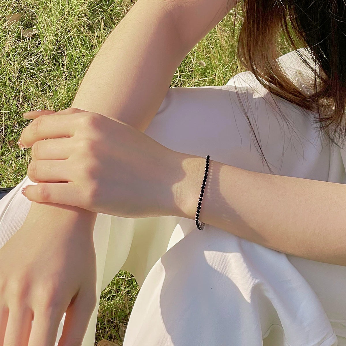 [Zusammen] Strahlendes buntes Party-Armband im Rundschliff