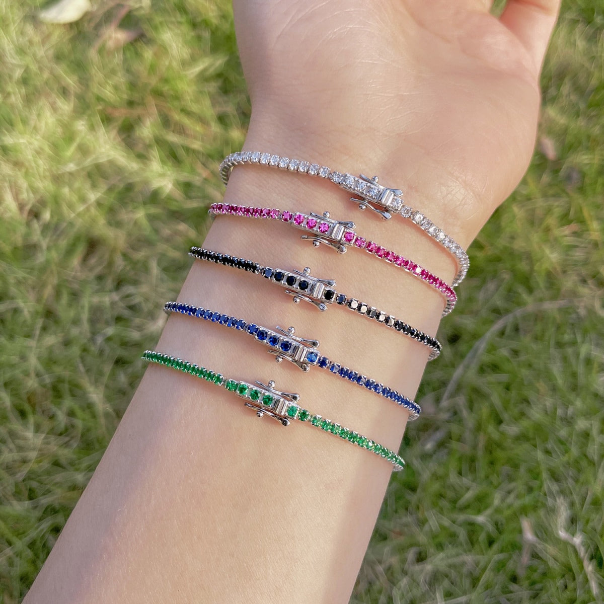 [Zusammen] Strahlendes buntes Party-Armband im Rundschliff