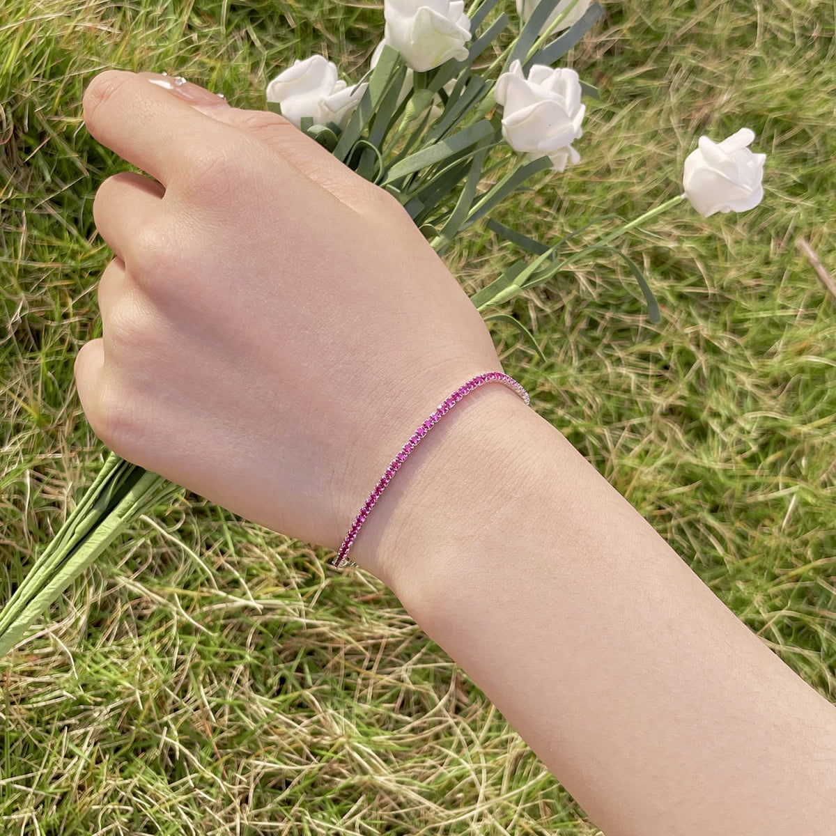 [Zusammen] Strahlendes buntes Party-Armband im Rundschliff