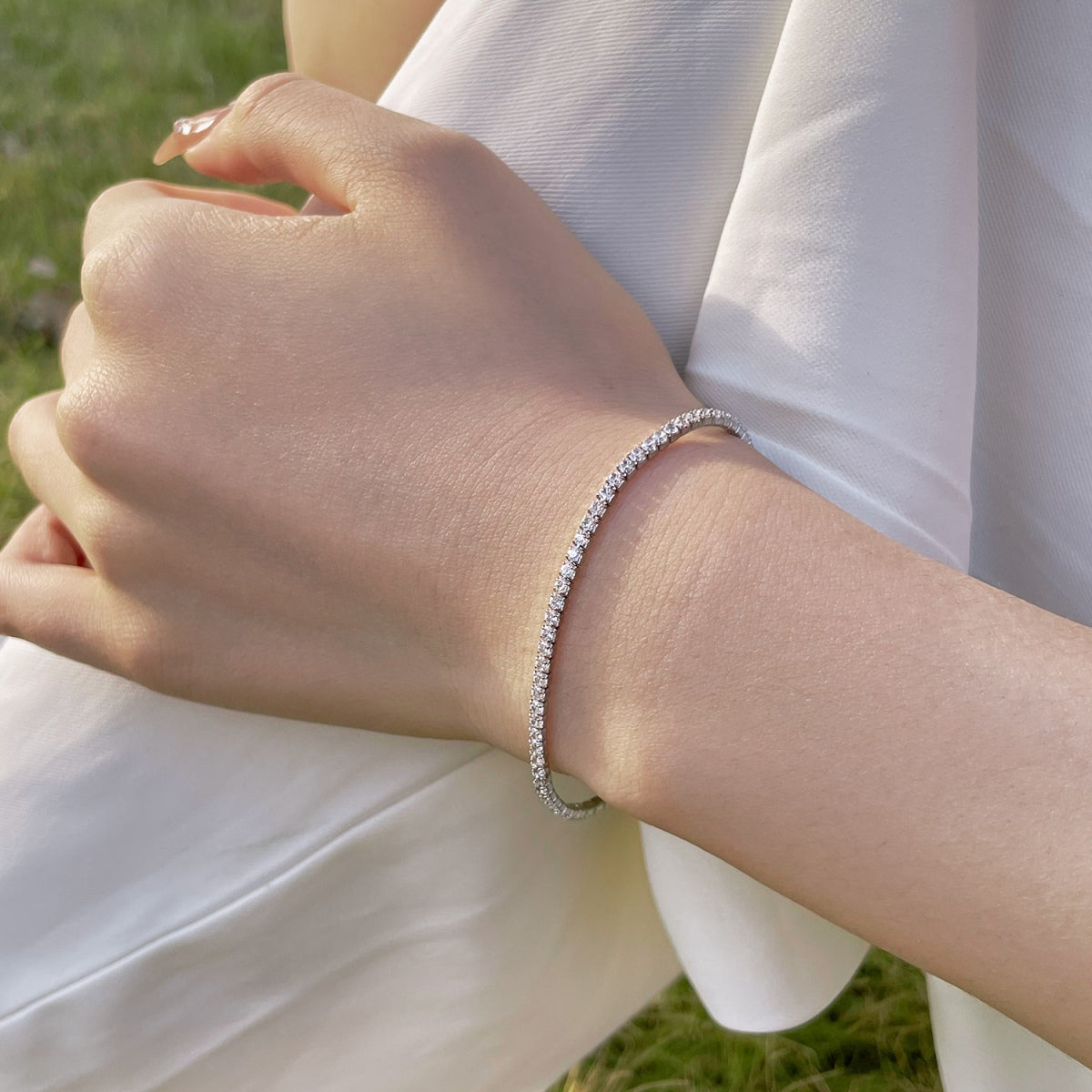 [Zusammen] Strahlendes buntes Party-Armband im Rundschliff
