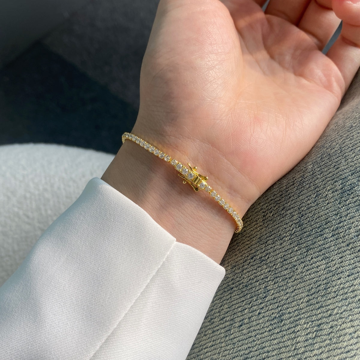 [Zusammen] Strahlendes buntes Party-Armband im Rundschliff