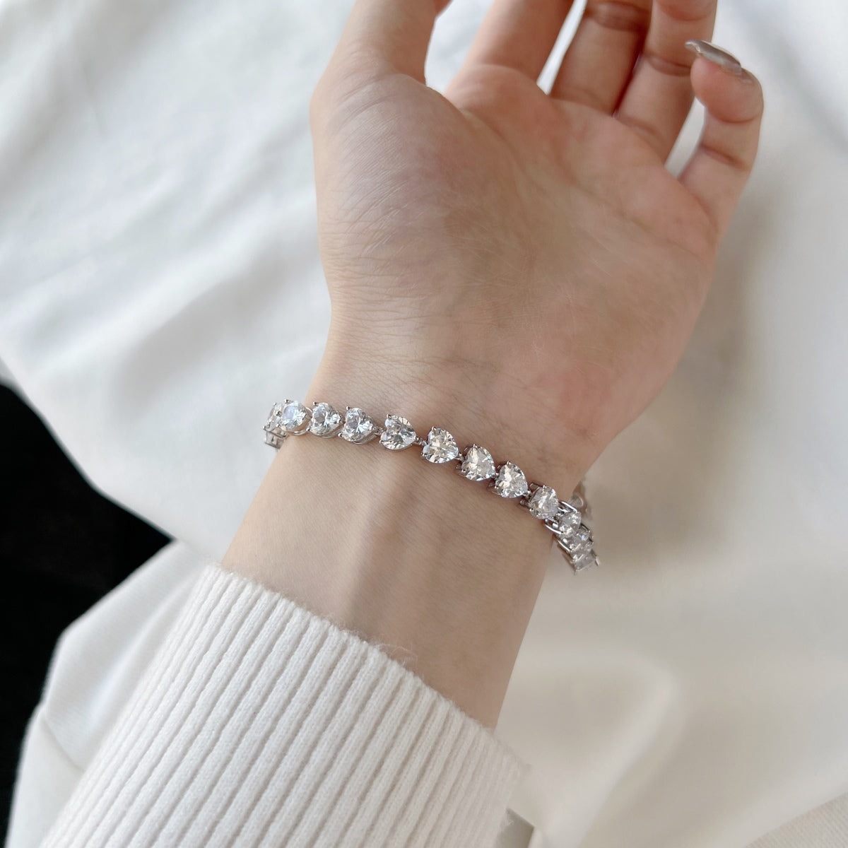 [Zusammen]0,75 Karat elegantes romantisches Herzform-Liebhaberarmband