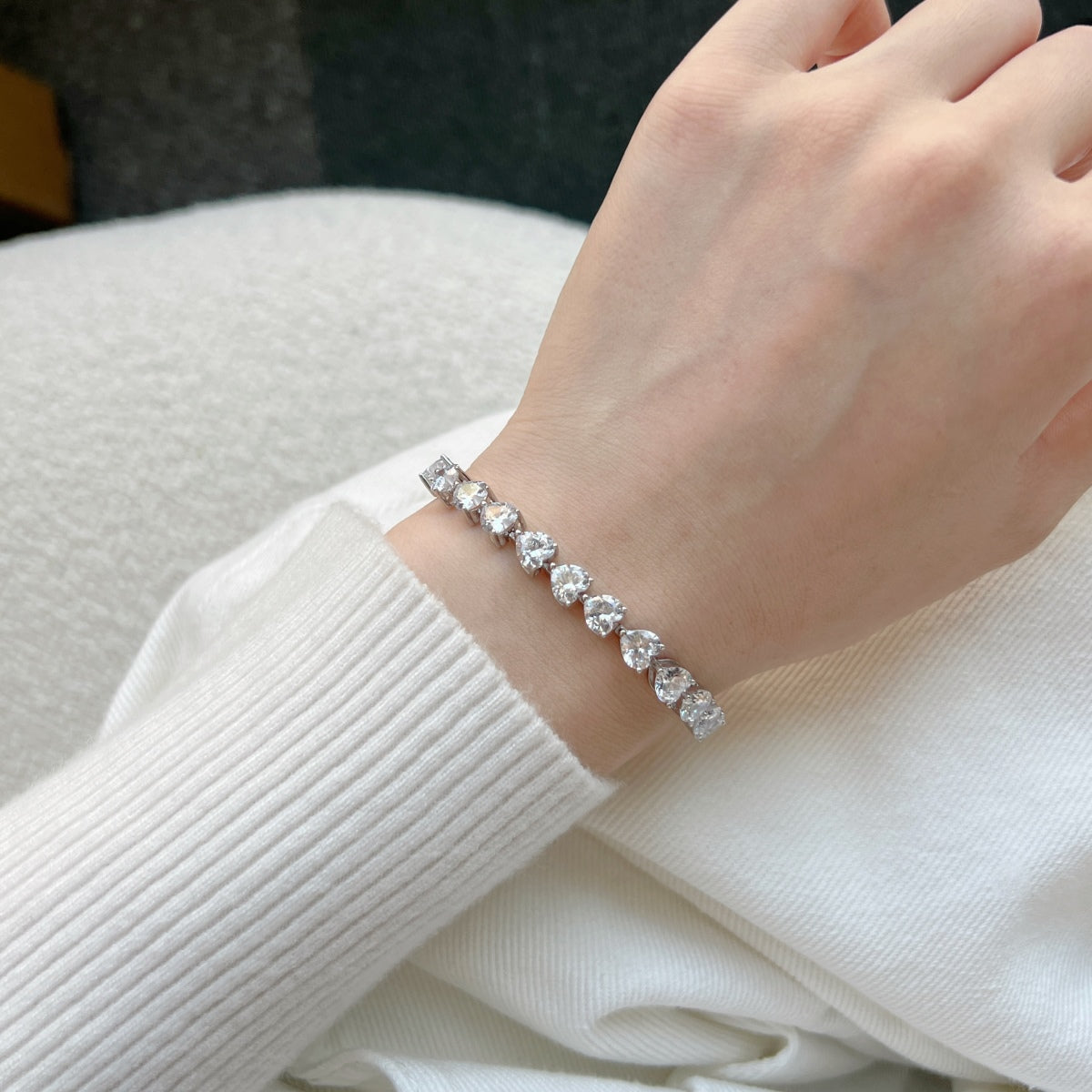 [Zusammen]0,75 Karat elegantes romantisches Herzform-Liebhaberarmband