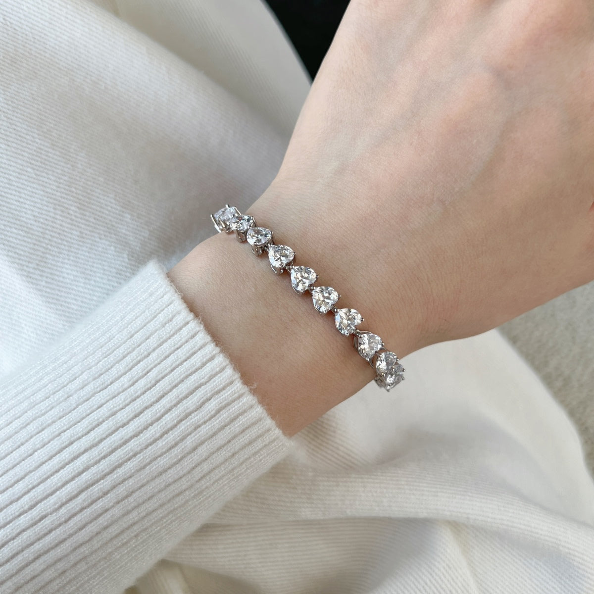 [Zusammen]0,75 Karat elegantes romantisches Herzform-Liebhaberarmband