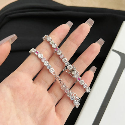 [Zusammen]Schillerndes, strahlendes Multi-Cut-Armband für den Alltag