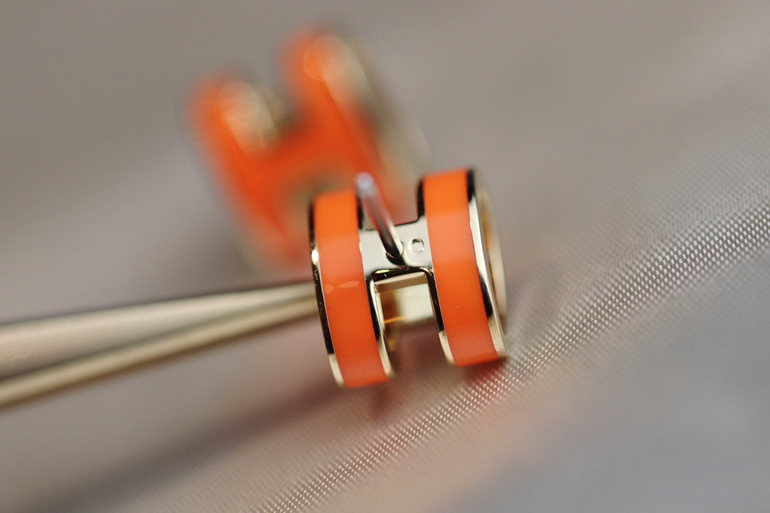 [Together Jewelry]MINI POP H EARRINGS ORANGE