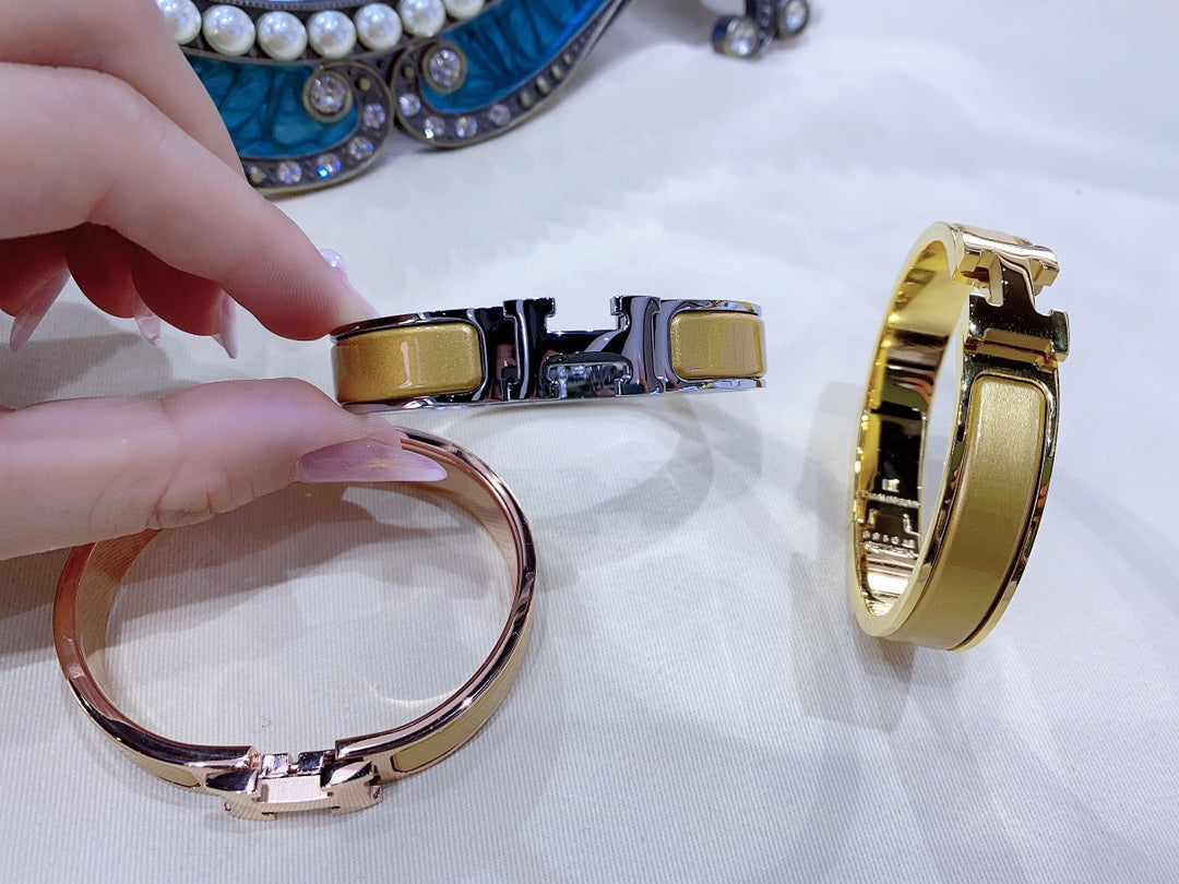[Together Jewelry]H CHAMPAGNE BRACELET