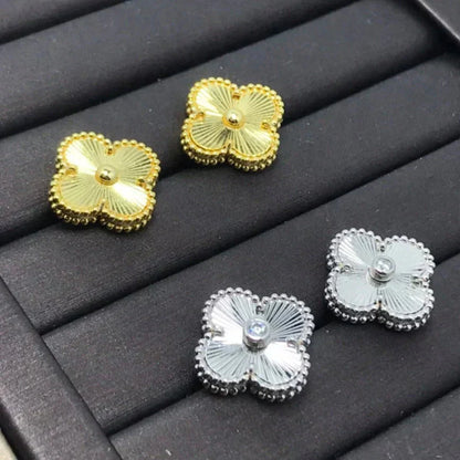 [Together]CLOVER MINI 9.5MM LASER EARRINGS
