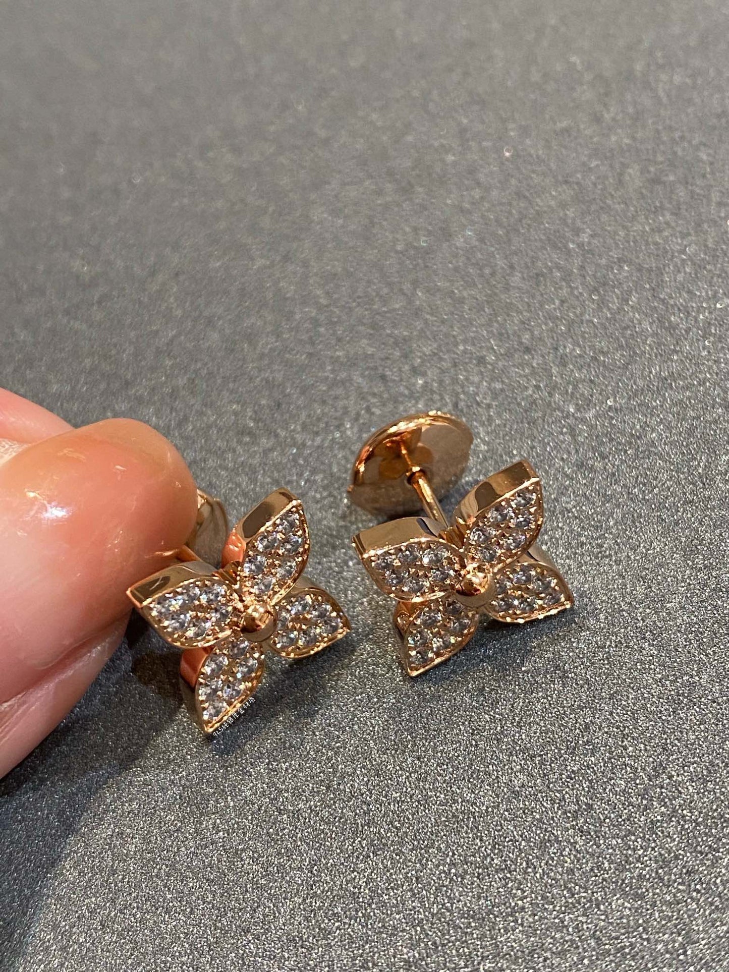 [Together Jewelry]STAR DIAMOND EARRINGS