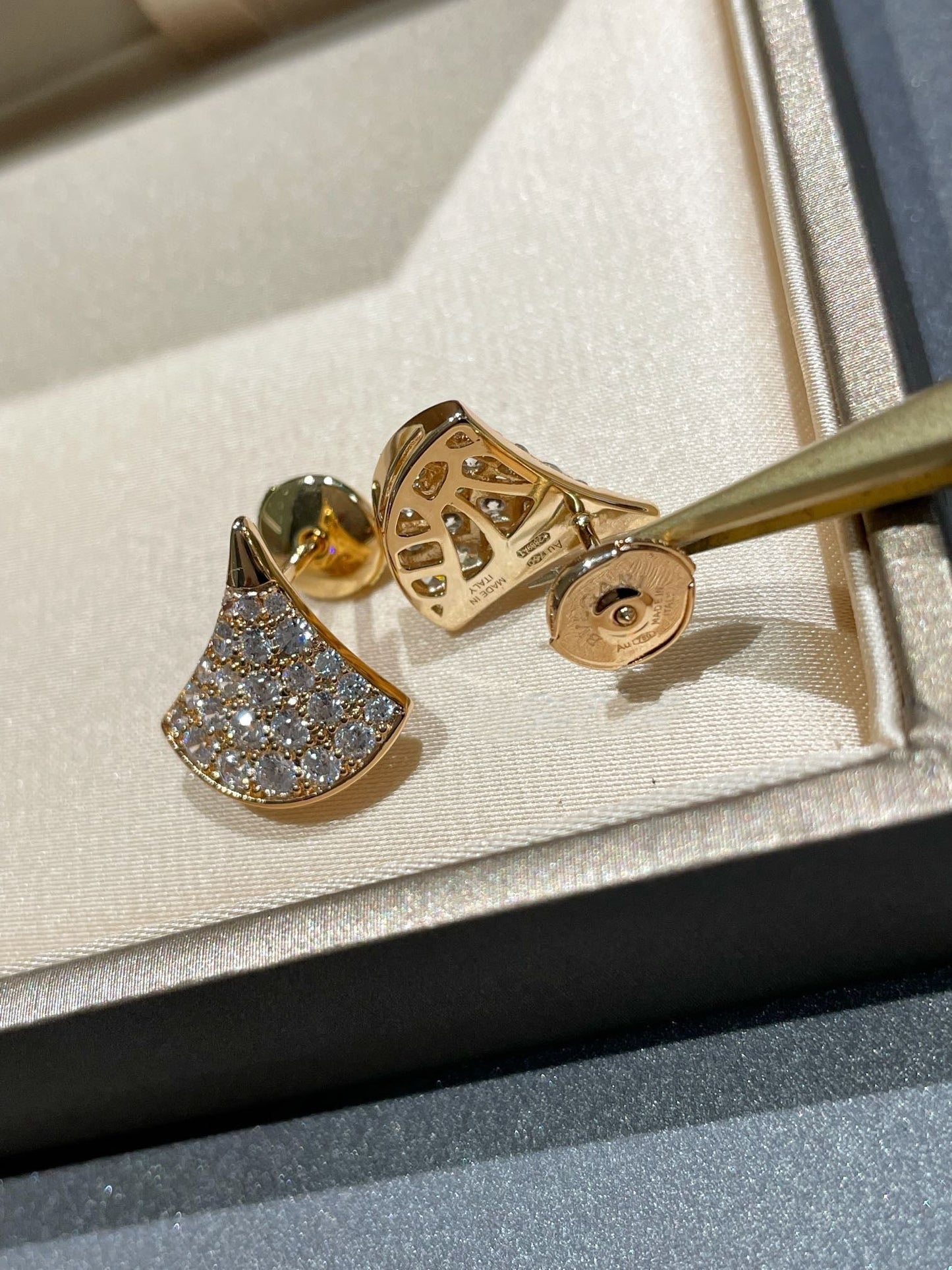 [Together Jewelry]DREAM STUD EARRINGS DIAMOND