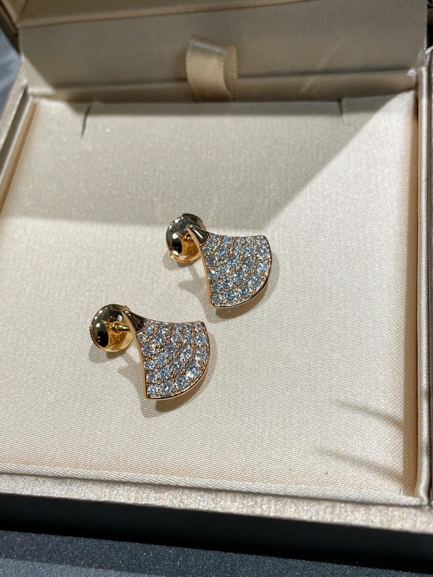 [Together Jewelry]DREAM STUD EARRINGS DIAMOND