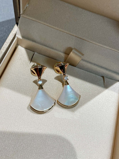 [Together Jewelry]DREAM MOP 1 DIAMOND EARRINGS