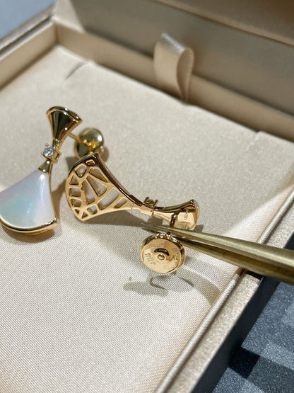 [Together Jewelry]DREAM MOP 1 DIAMOND EARRINGS