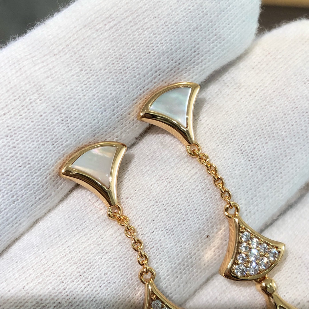 [Together Jewelry]DREAM EARRINGS 3 MOTIFS DIAMOND MOP PINK GOLD