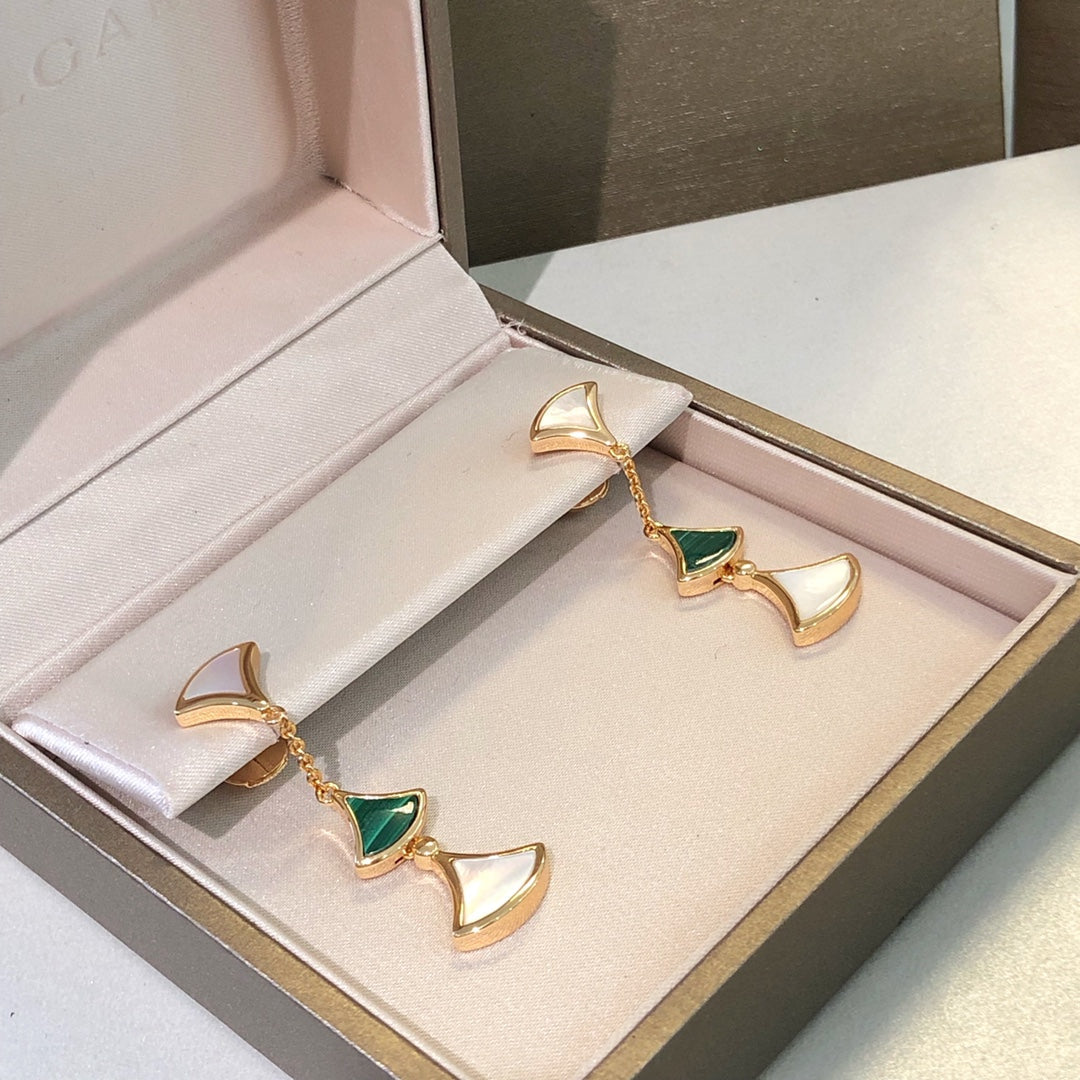 [Together Jewelry]DREAM EARRINGS 3 MOTIFS MALACHITE MOP PINK GOLD