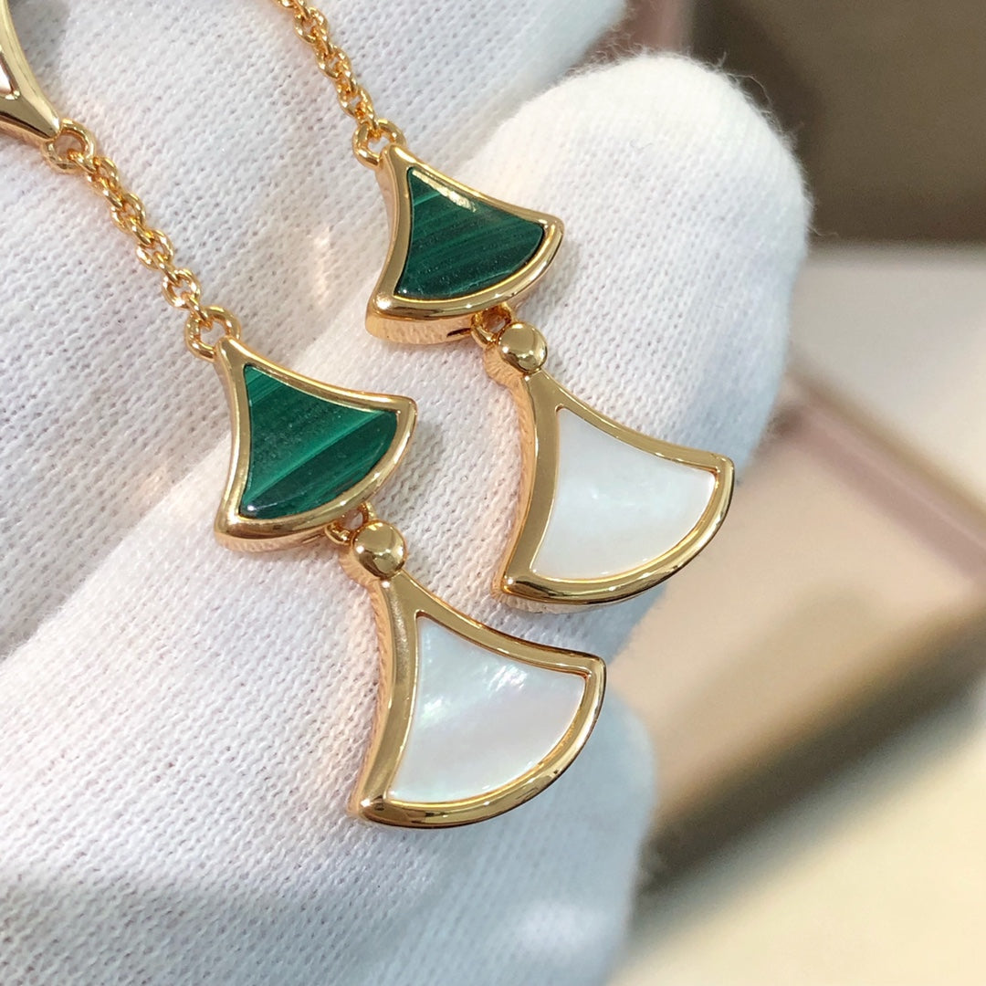 [Together Jewelry]DREAM EARRINGS 3 MOTIFS MALACHITE MOP PINK GOLD
