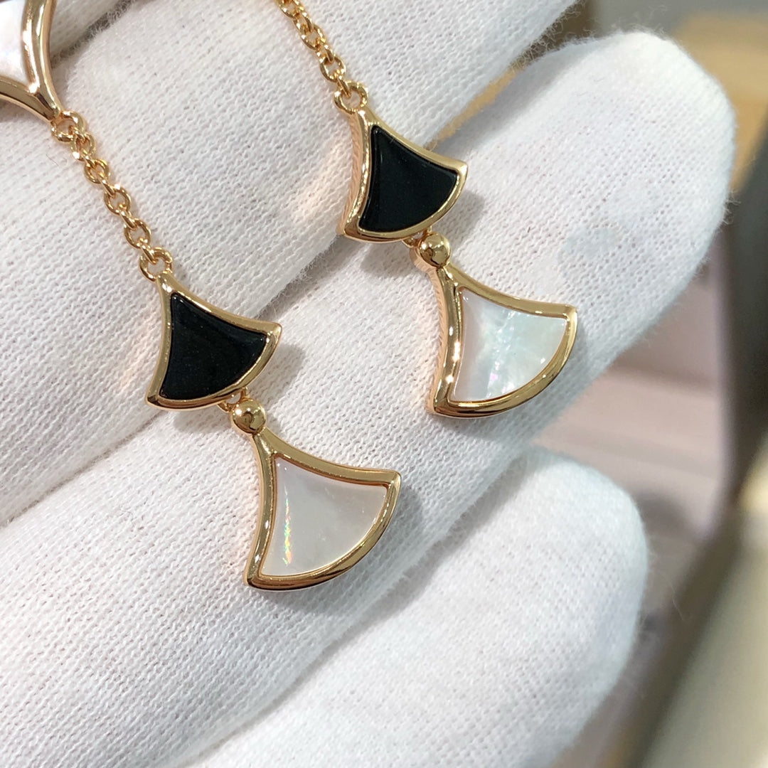 [Together Jewelry]DREAM EARRINGS 3 MOTIFS ONYX MOP PINK GOLD