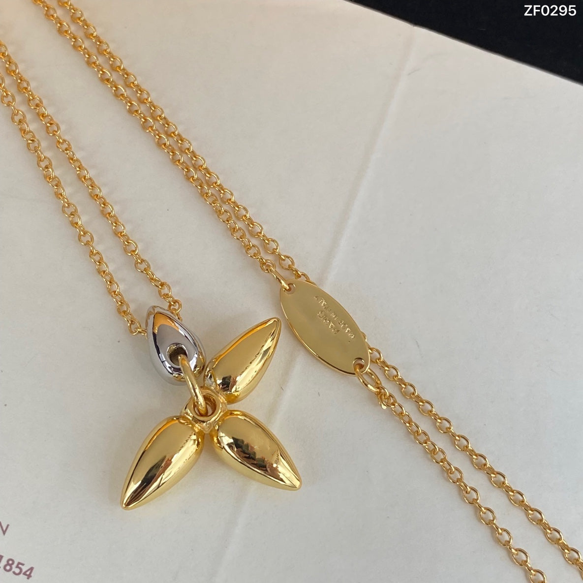 [Together Jewelry]LOUISETTE PEDANT GOLD NECKLACE