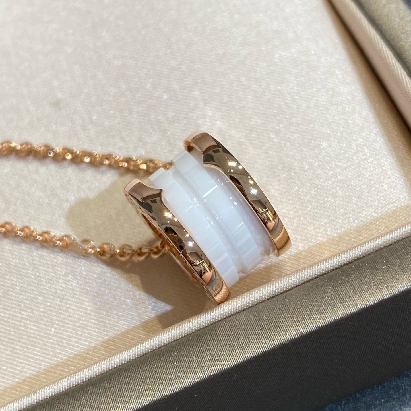 [Together Jewelry]ZERO 1 WHITE CERAMIC PINK GOLD NECKLACE