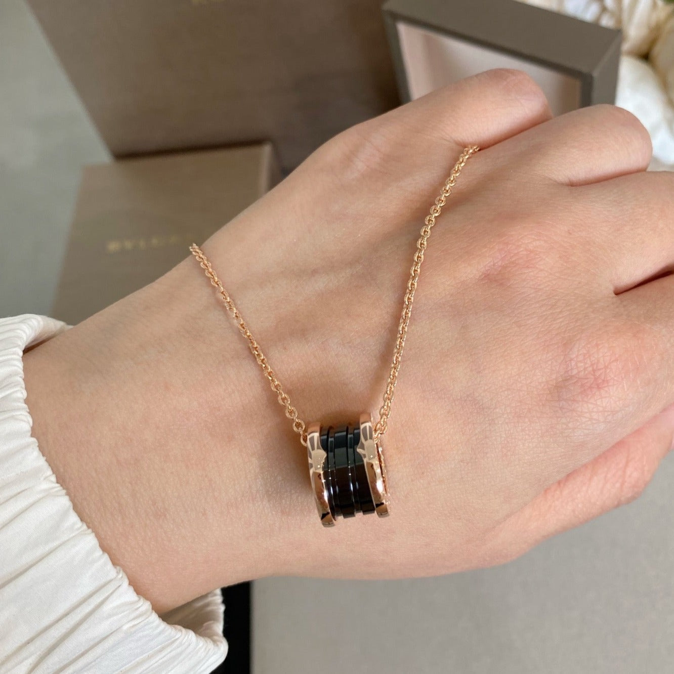 [Together Jewelry]ZERO 1 BLACK CERAMIC PINK GOLD NECKLACE