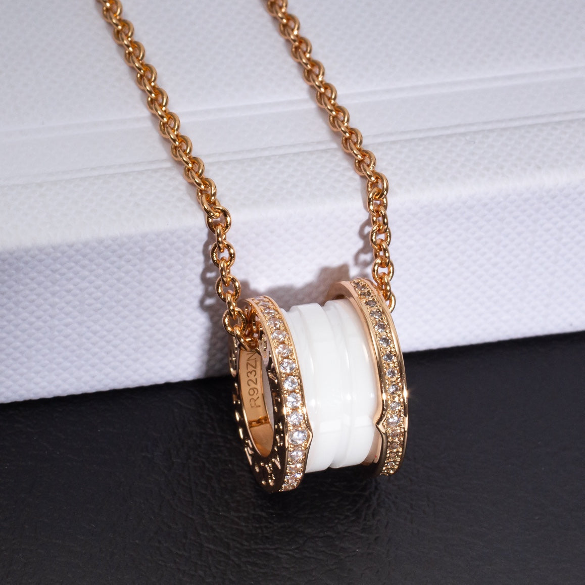 [Together Jewelry]ZERO 1 WHITE CERAMIC PINK GOLD DIAMOND NECKLACE