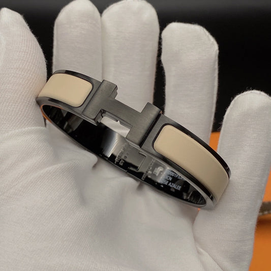 [Together Jewelry]H BRACELET 12MM BLACK BEIGE CERAMIC
