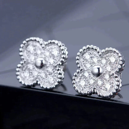 [Together]CLOVER 1 MOTIFS DIAMOND STUD EARRINGS SILVER