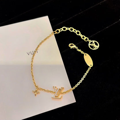 [Together Jewelry]LOGO STAR MOTIF GOLD BRACELET