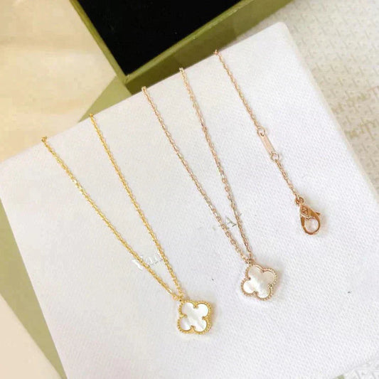 [Together]CLOVER MINI 9.5MM WHITE MOTHER-OF-PEARL NECKLACE