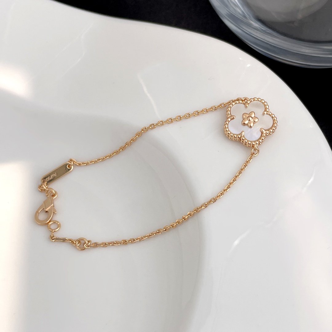 [Together]LUCKY SPRING ROSE GOLD MOP BRACELET