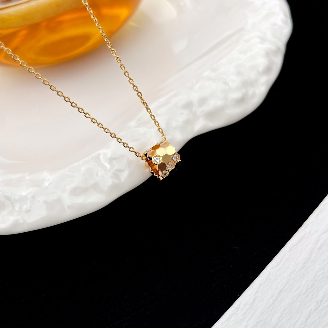 [Together Jewelry]BEE MINI PEDANT DIAMOND NECKLACE