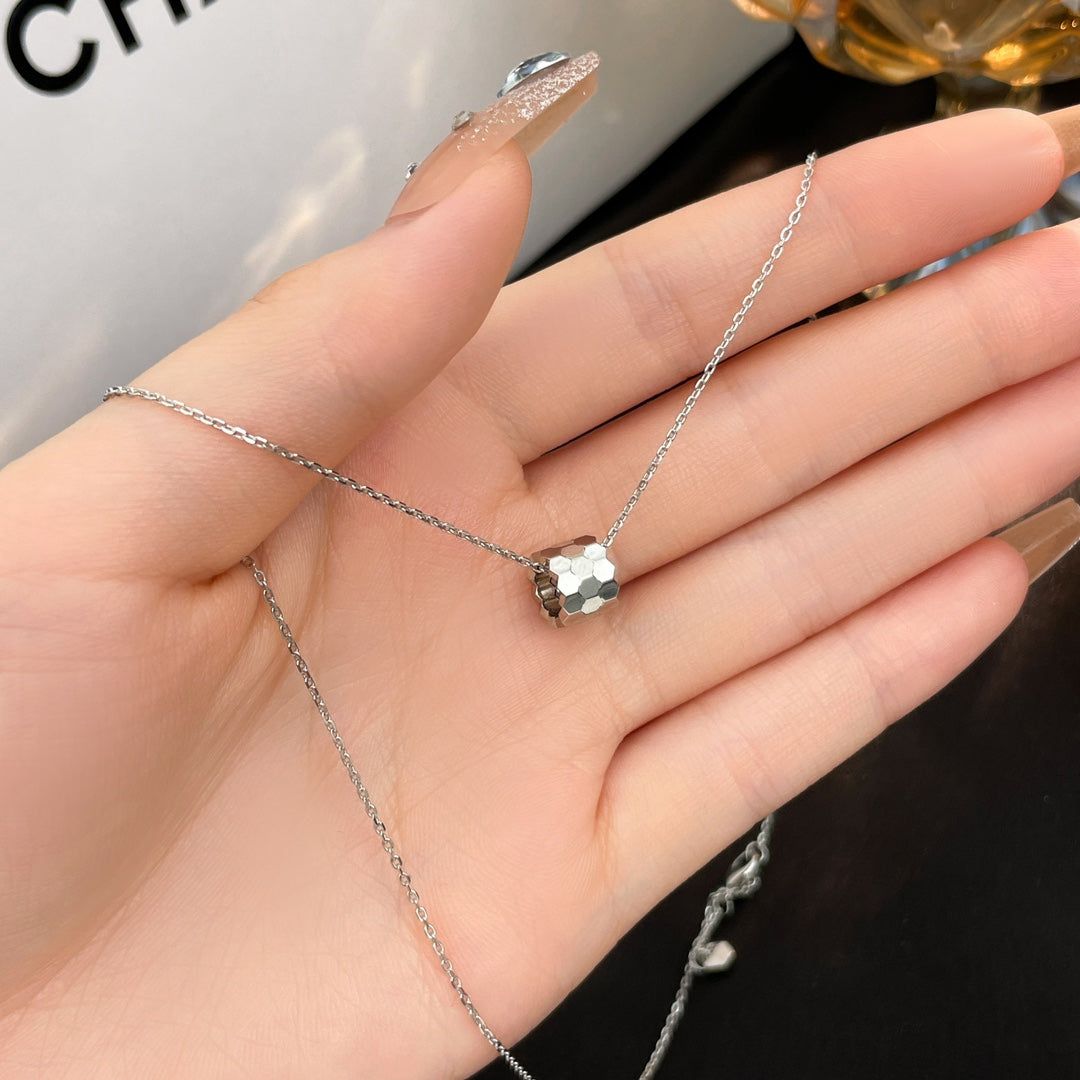 [Together Jewelry]BEE MINI NECKLACE