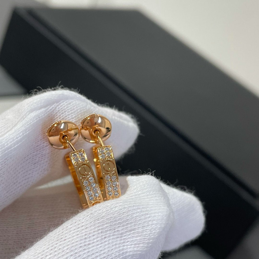[Together Jewelry]LOVE DIAMOND PINK GOLD HOOP EARRINGS