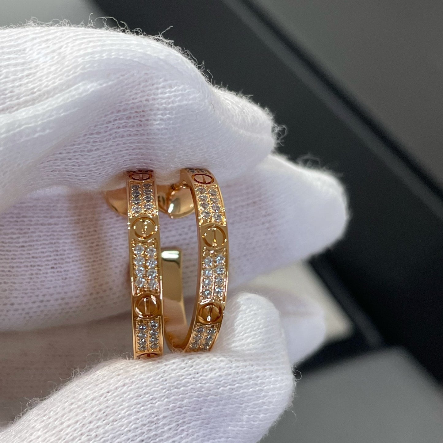 [Together Jewelry]LOVE DIAMOND PINK GOLD HOOP EARRINGS