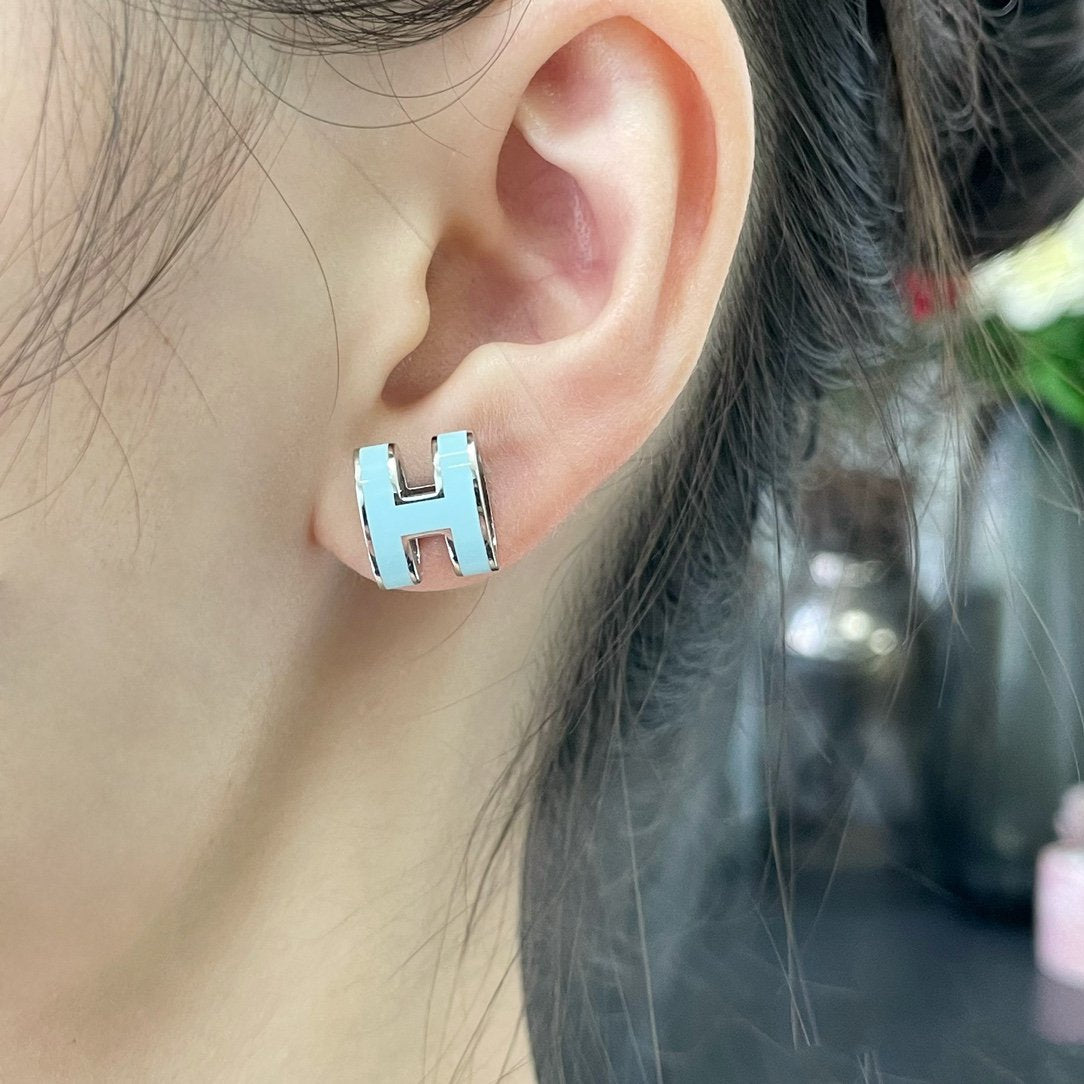 [Together Jewelry]POP H SKY BLUE STUD EARRINGS