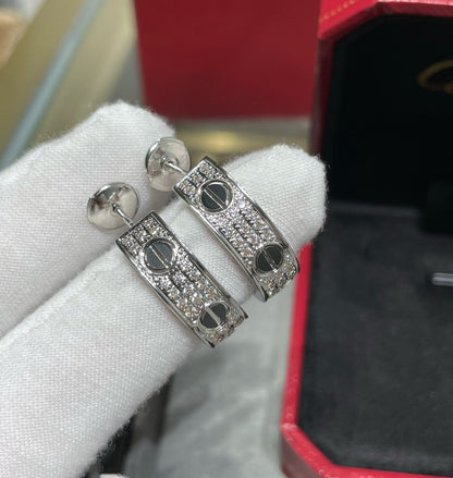 [Together Jewelry]LOVE CERAMIC DIAMOND PAVED SILVER EARRINGS