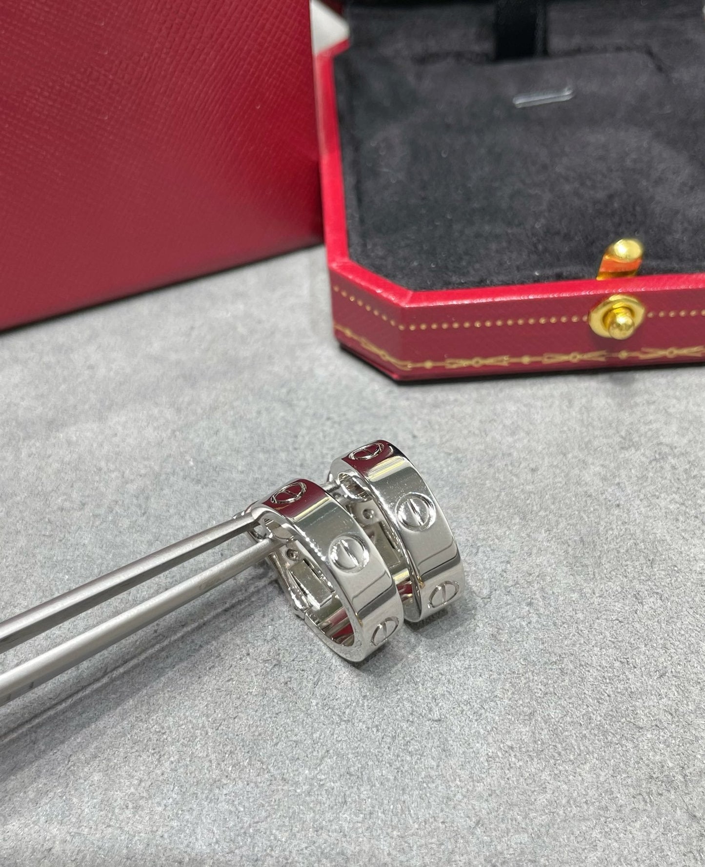 [Together Jewelry]LOVE 5.5MM EARRINGS