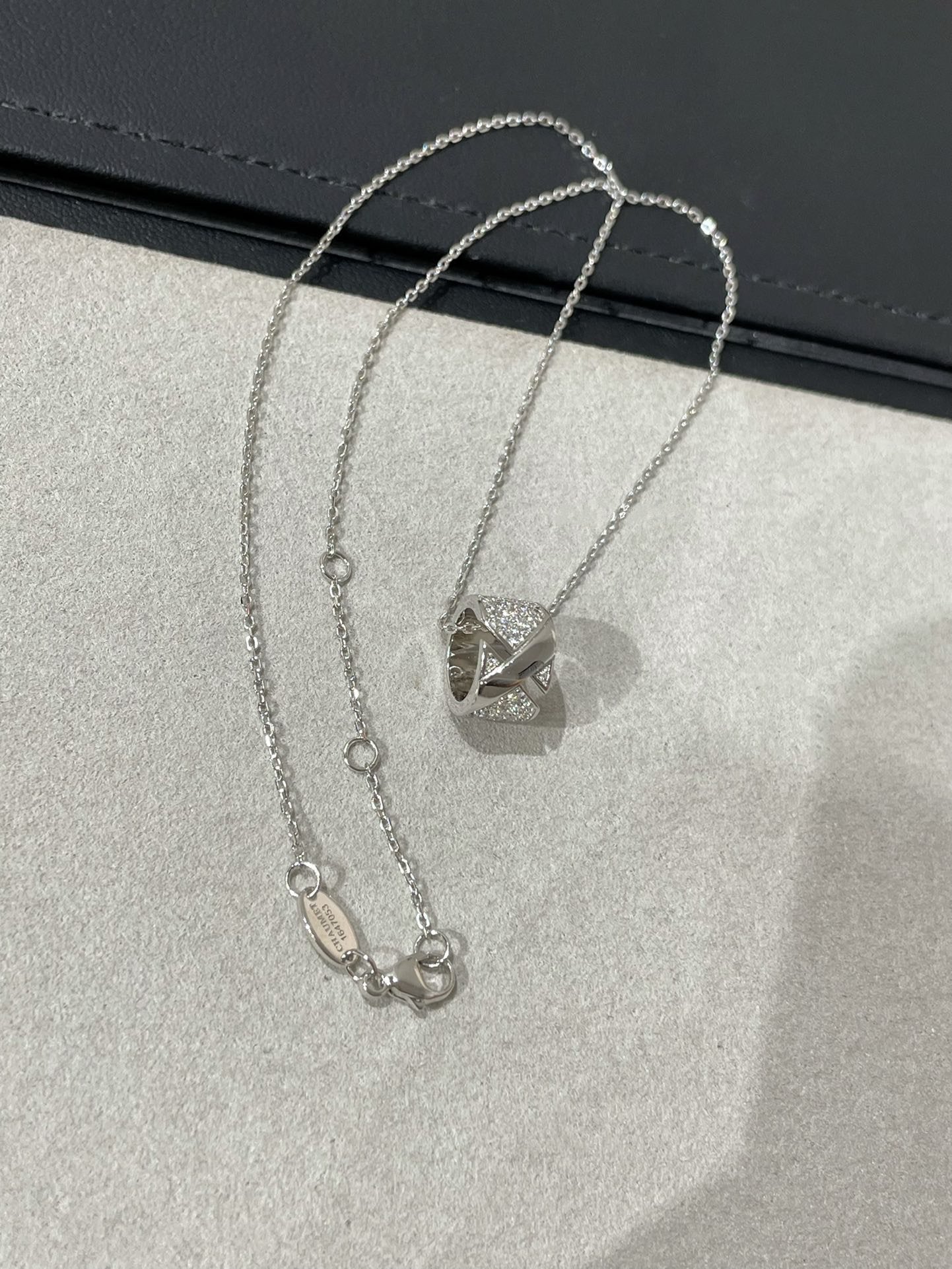 [Together Jewelry]LIENS EVIDENCE DIAMOND PAVED NECKLACE