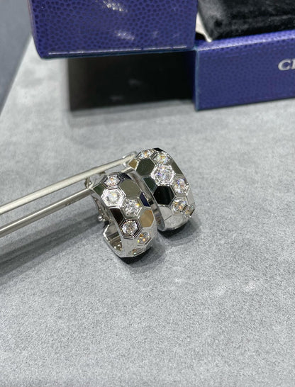 [Together Jewelry]BEE LOVE DIAMOND HOOP EARRINGS
