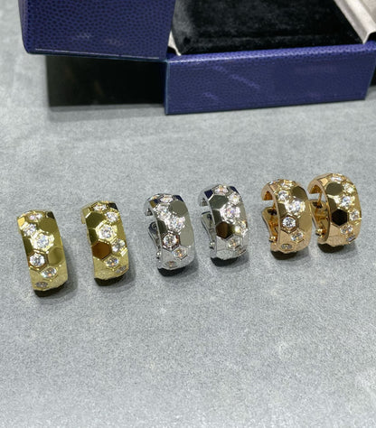 [Together Jewelry]BEE LOVE DIAMOND HOOP EARRINGS