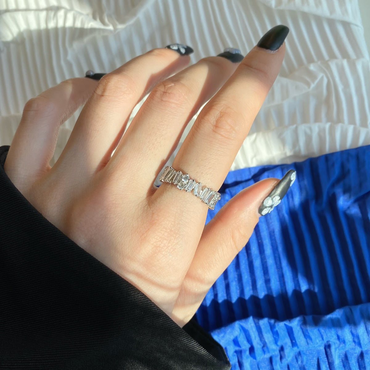 [Zusammen]Zarter Tennisring mit mehreren Formen
