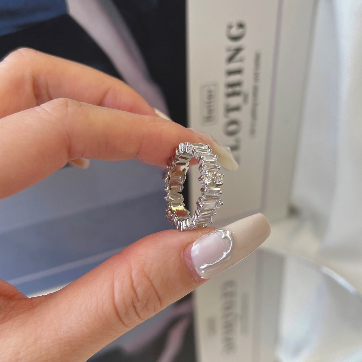 [Zusammen]Zarter Tennisring mit mehreren Formen